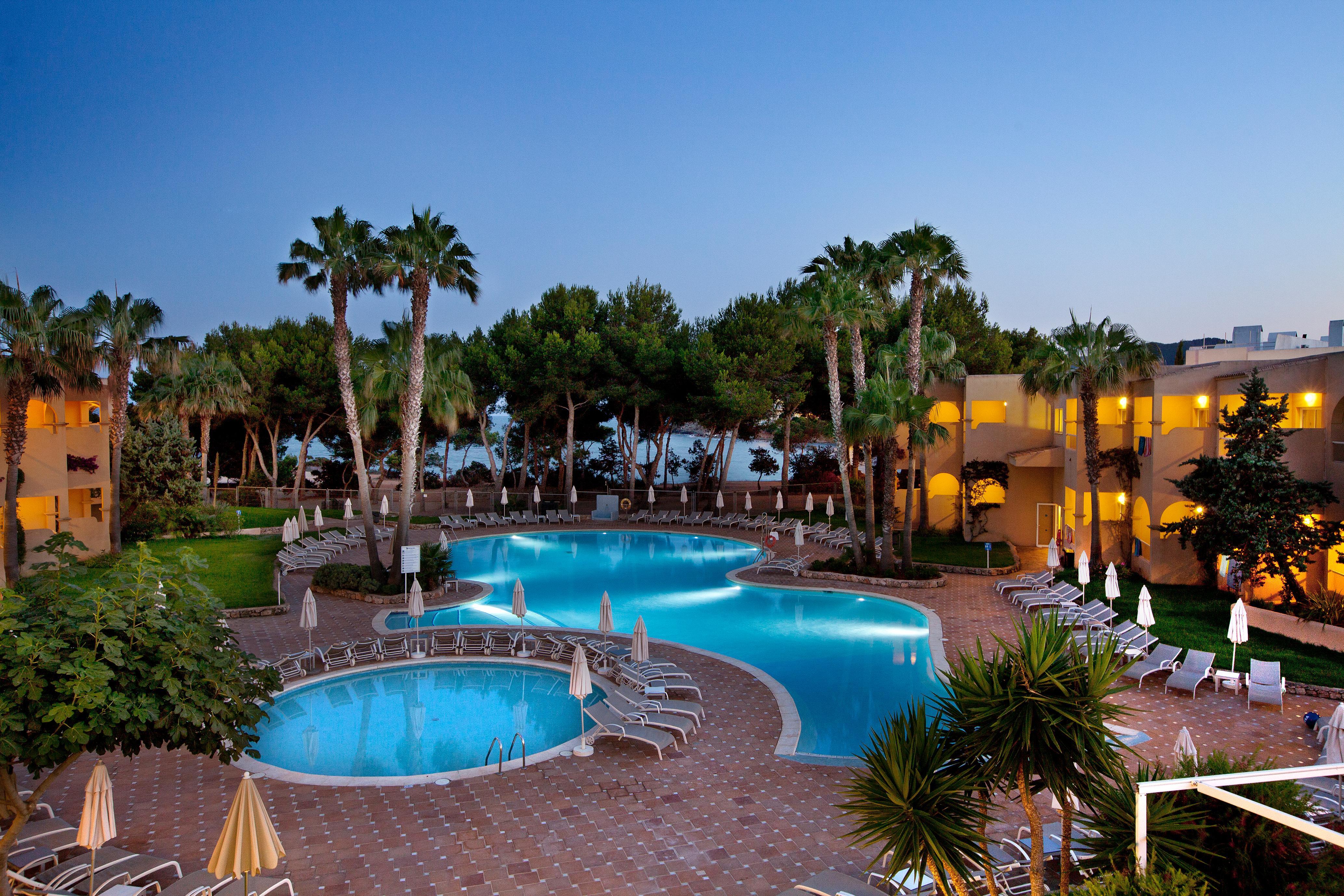 Grupotel Santa Eularia & Spa - Adults Only Santa Eulària des Riu Εξωτερικό φωτογραφία