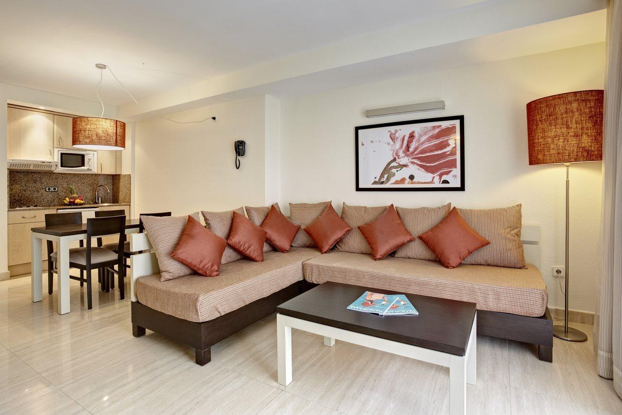 Grupotel Santa Eularia & Spa - Adults Only Santa Eulària des Riu Εξωτερικό φωτογραφία